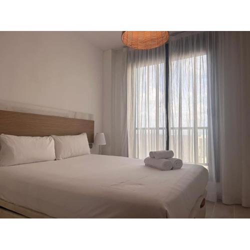 Beautiful apartment with pool and padel - Belfast