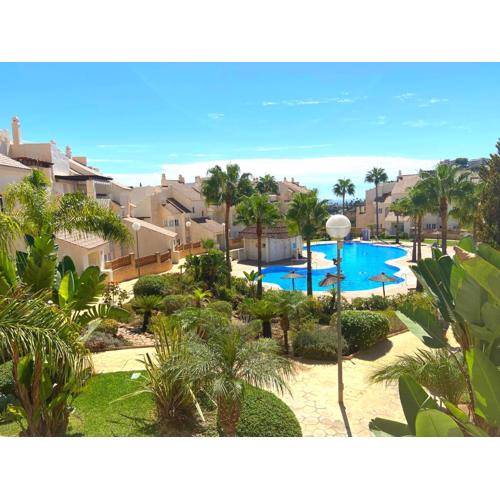 Beautiful apartment with pools, playground and paddle tennis - Family friendly and near Vithas Hospital - Free parking in garage