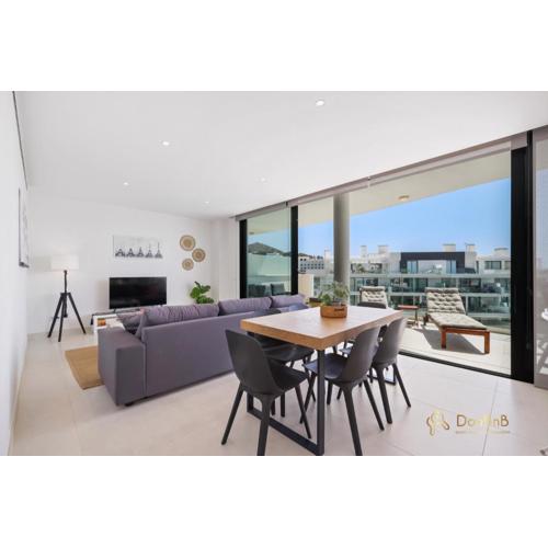 Beautiful apartment with views in Fuengirola Higueron West