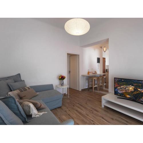 Beautiful Athenian apartment with terrace