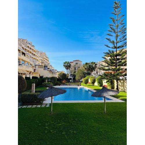 Beautiful Benalmádena Apartment with Sea Views!