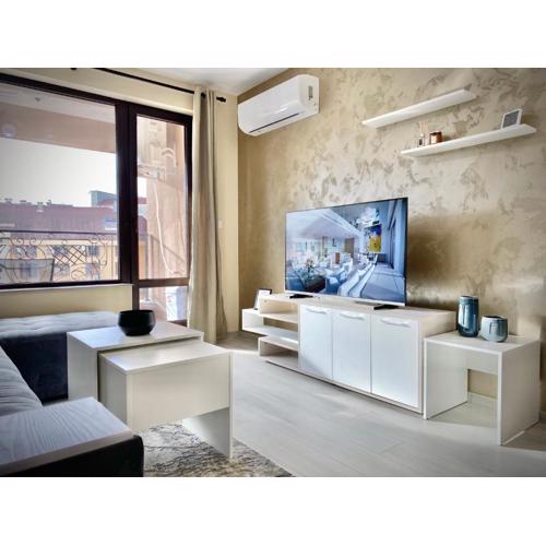 Beautiful & Comfy Apartment for 4 Guest and Free Parking