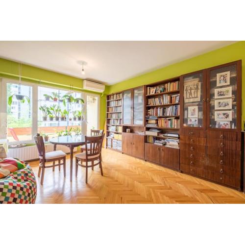 Beautiful Flat in Central Location by Flat Mаnager