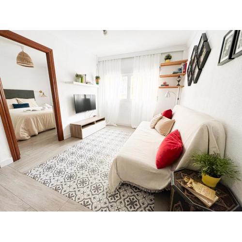 Beautiful flat perfectly located by beach and city