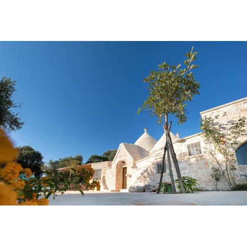 Beautiful Haven with Panoramic Views Over Valley