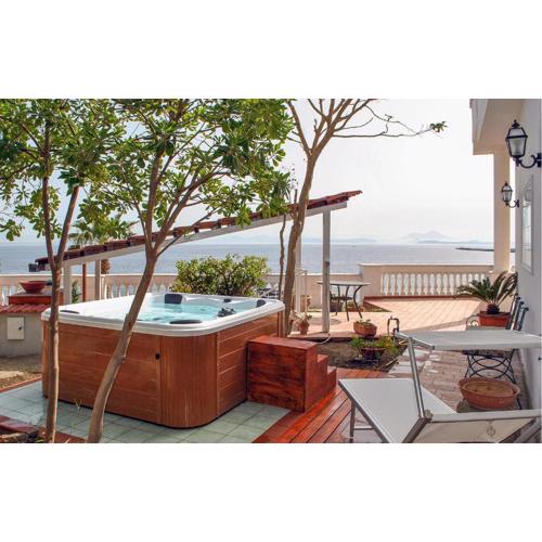 Beautiful Home In Lacco Ameno Ischia Na