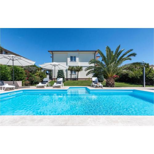 Beautiful Home In Pula