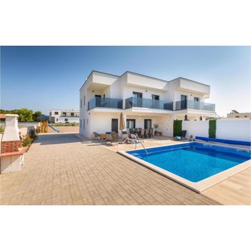 Beautiful Home In Pula