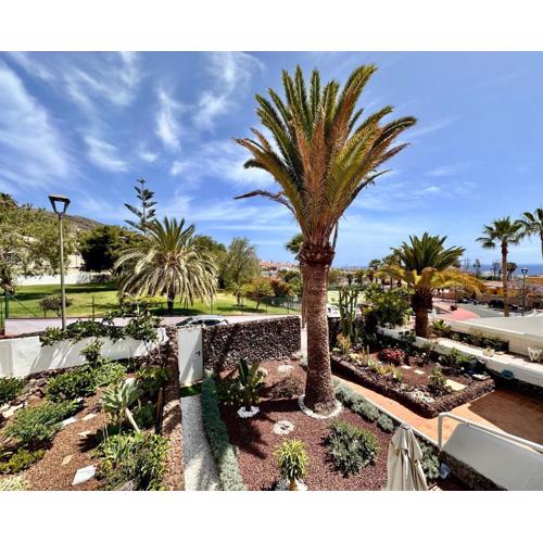 Beautiful House Costa Adeje with Mountain and Ocean View