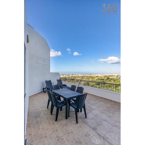Beautiful PENT with terrace & spectacular views by 360 Estates