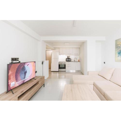 Beautiful underground nest with prv terrace