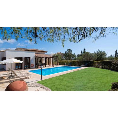 Beautiful Villa Dionysus with Private Pool in Peaceful Location - Aphrodite Hills