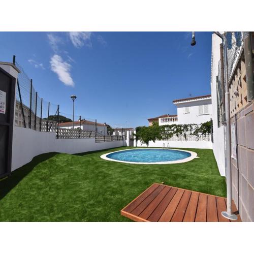Beautiful villa near Riells Beach
