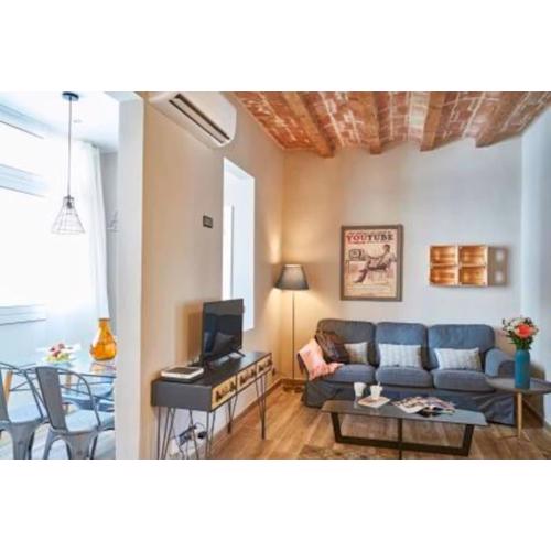 BeBarceloner Sants Apartments - 2 bedrooms