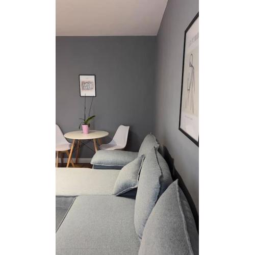 Bee Apartment 3-City Center Retreat