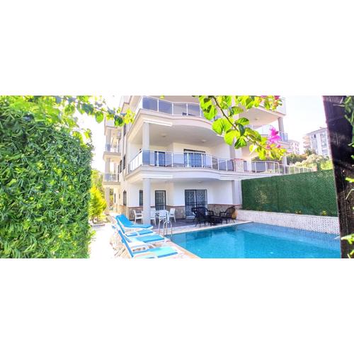 Begonville Villas Ladies Beach