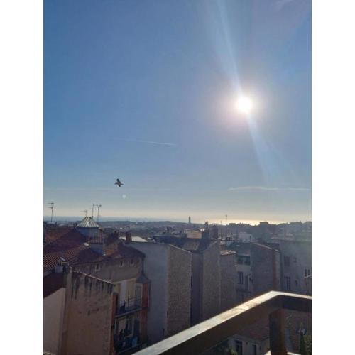 Bel Appart Lumineux avec VUE MER en Centre-ville