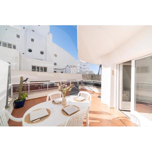 Bel Appartement Terrasse Empuriabrava Nautic by Welhomy