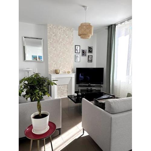 Bel et grand appartement-Proche toutes commodités