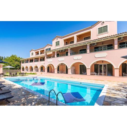 BELLA De LUX APTS