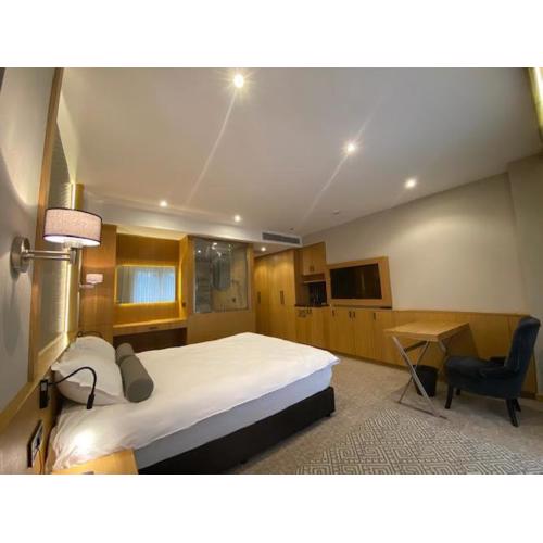 Bella Hotel