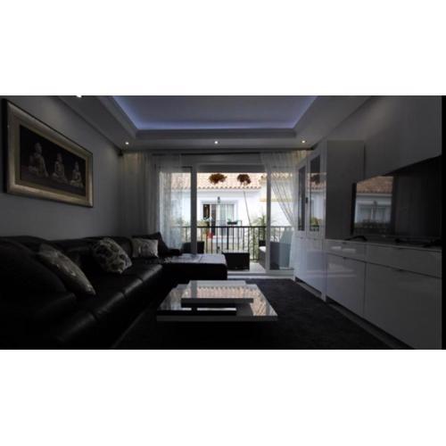 Bella marbellabanus