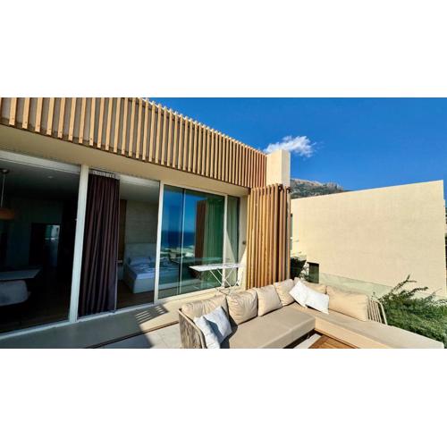 Bella Vista Green Coast Palase