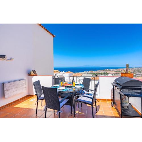 Bellarosa Sunset Ocean View in Costa Adeje with airco, garage