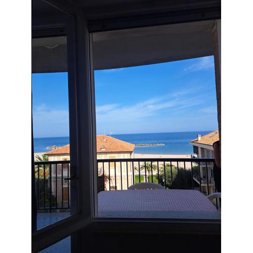 Bellavista fronte mare