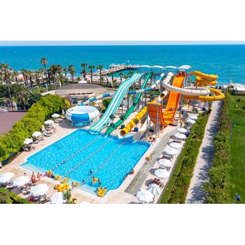 Bellis Deluxe Hotel & Heated for Winter Aqua Park