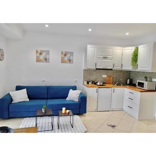 Bello Apartments