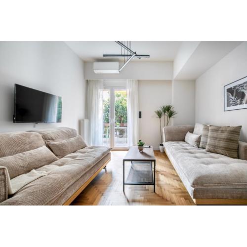 Belmont - 2 BR Apartment & Balcony in Athens