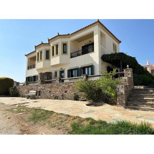 Belvedere Karystos