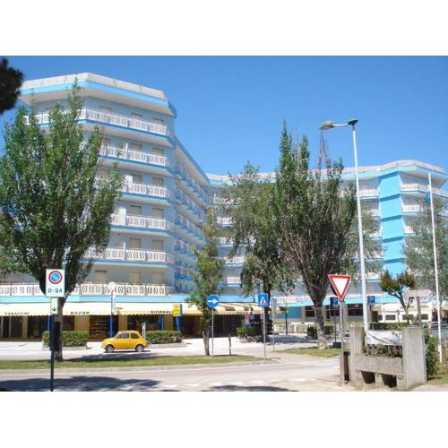 Belvilla by OYO Nice apartment with terrace