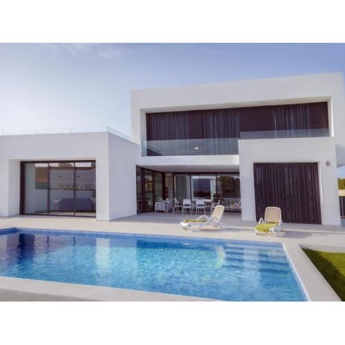Belvilla by OYO Villa Clem