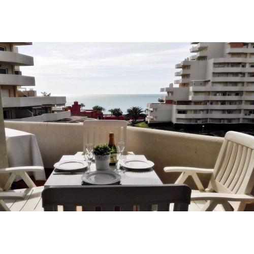 Benalbeach Apartment with Side Sea Views
