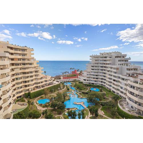 Benalbeach With Pools And Seaview - Happy Rentals