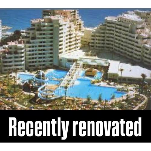 Benalmadena, Benalbeach parque acuático y mar