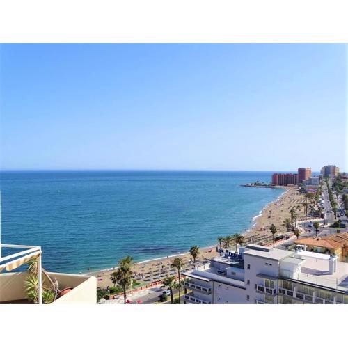 Benalmadena Front Line Sea View 1 Bedroom Large Apartment
