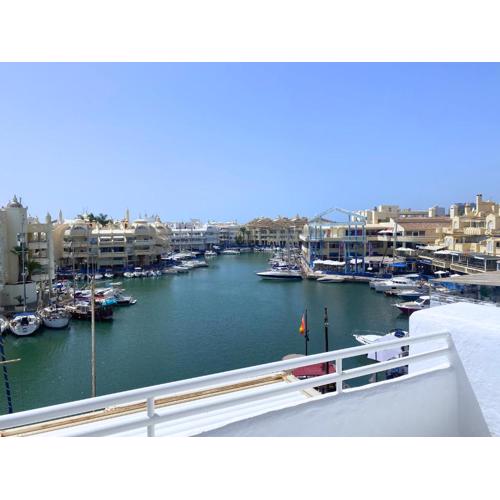 Benalmadena Harbour Penthouse with big terrace and sea view