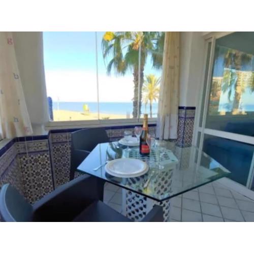 Benalmarina 105 beachfront your ideal place by the marina