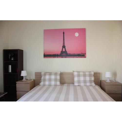 Benitses Cozy apartment just 30m from the beach