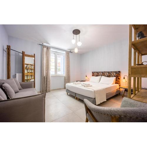 Bentzi...Boutique Apartment in Pangrati, Superior Suite (2) for 4 guests