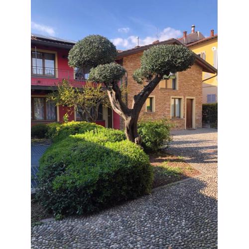 Bergamo Easy Airport Residence pvt parking