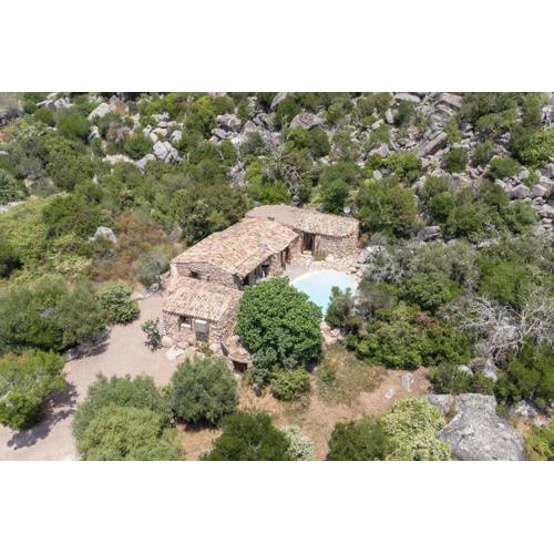 Bergerie avec piscine à 5m de Palombaggia - 6 couchages