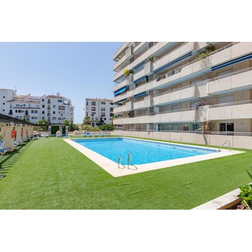 Best location Marina Banus with parking RDR409