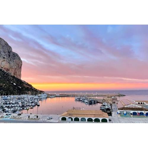 Beste Sicht auf Ifach, Hafen und Strand