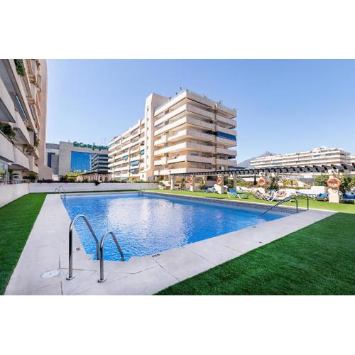 BHost - Marina Banus