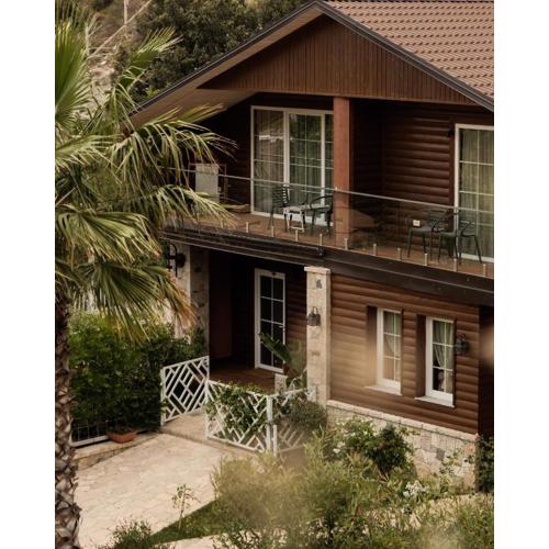 Bianca Hotel & Villa