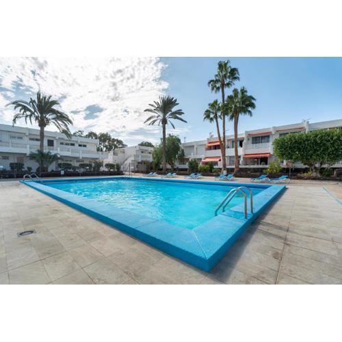 Big 2-bedroom in Tenerife South